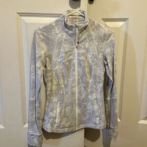 Woman’s Lululemon define jacket